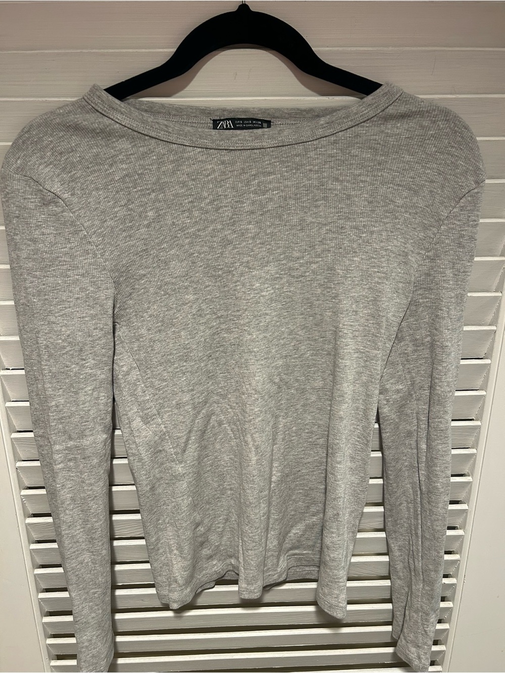 Zara Light Gray Long-Sleeve size small